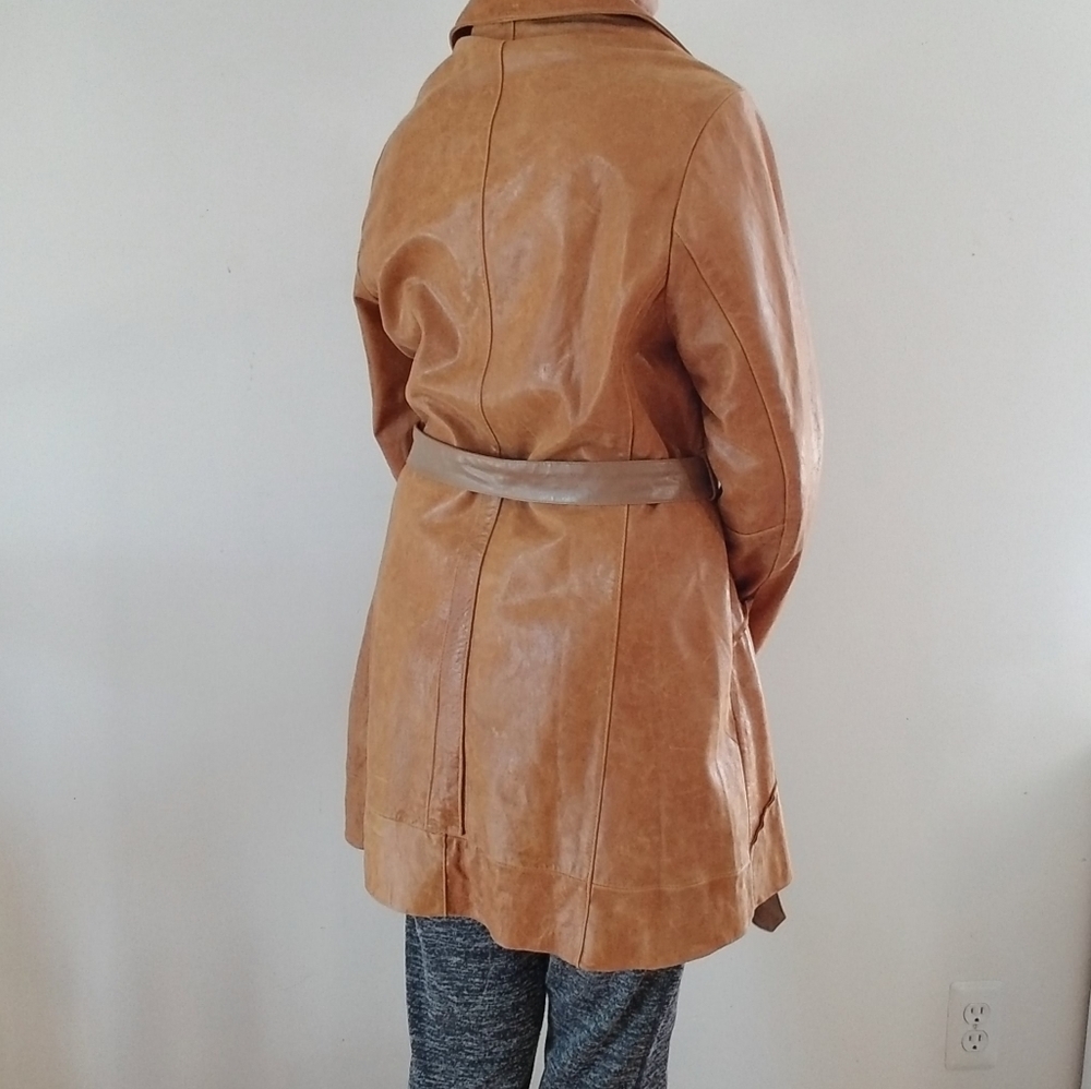 Lucien Piccard Womens Leather of Distinction Tan Coat, Size M/L - Picture 6 of 15